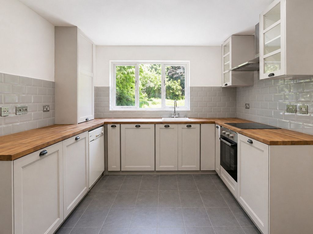 Property photo 3 of 23