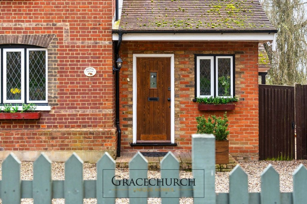 Property photo 3 of 31 Gallery