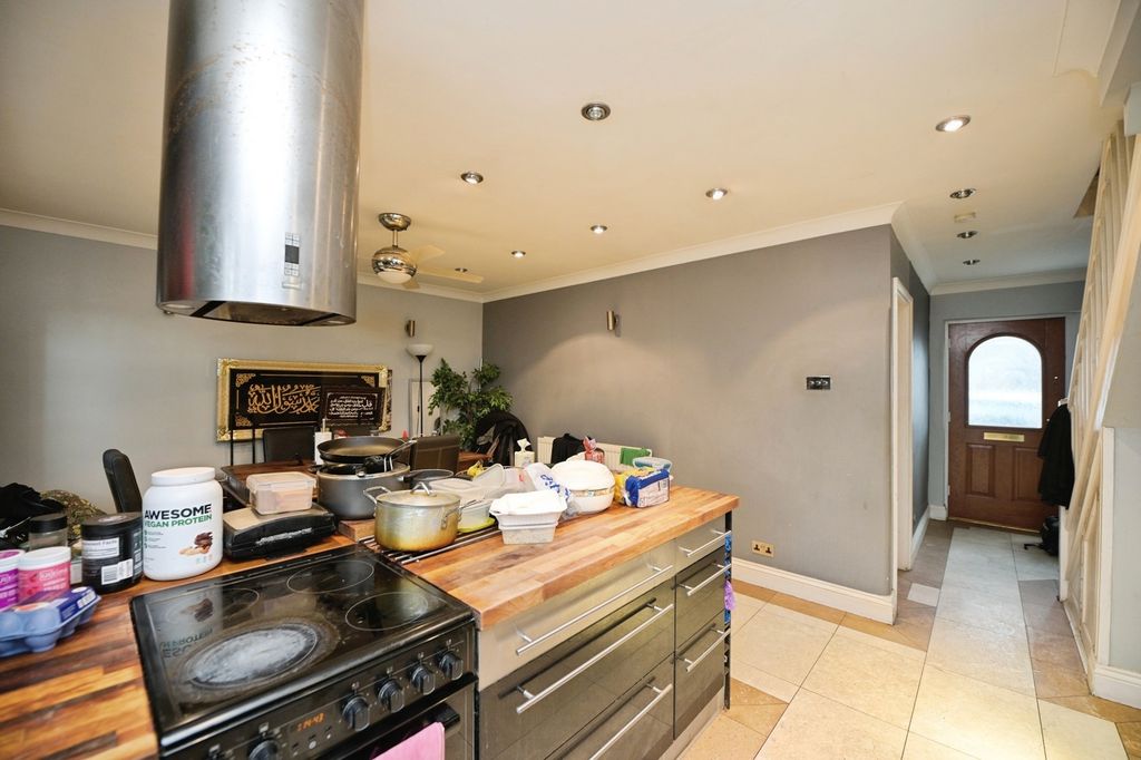 Property photo 3 of 13 Pbox-Img.Jpg