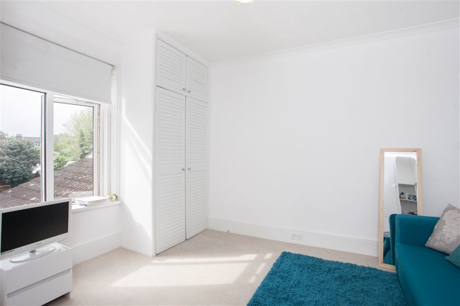 Property photo 1 of 4