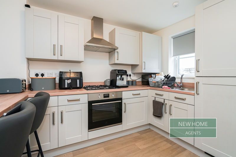 Property photo 2 of 15 Photo 10