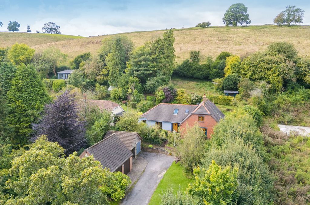 Property photo 1 of 25