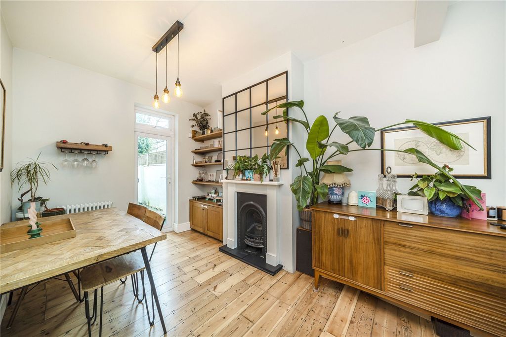 Property photo 3 of 13 Picture No. 22