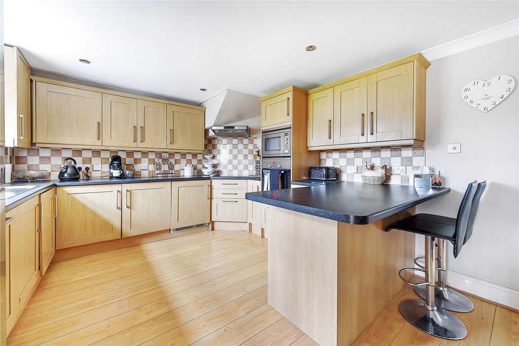 Property photo 2 of 18 Picture No. 02