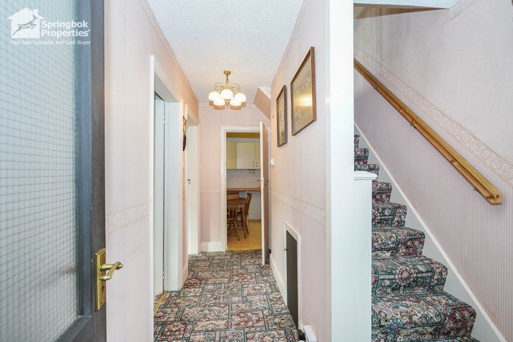 Property photo 2 of 14 Image 1