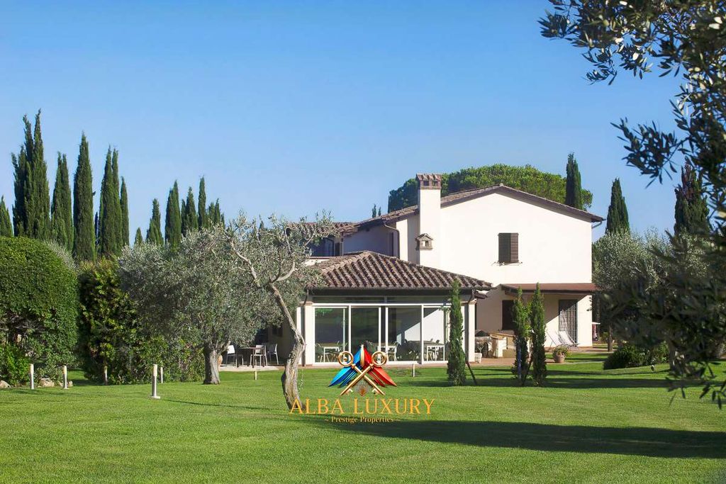 Property photo 3 of 49