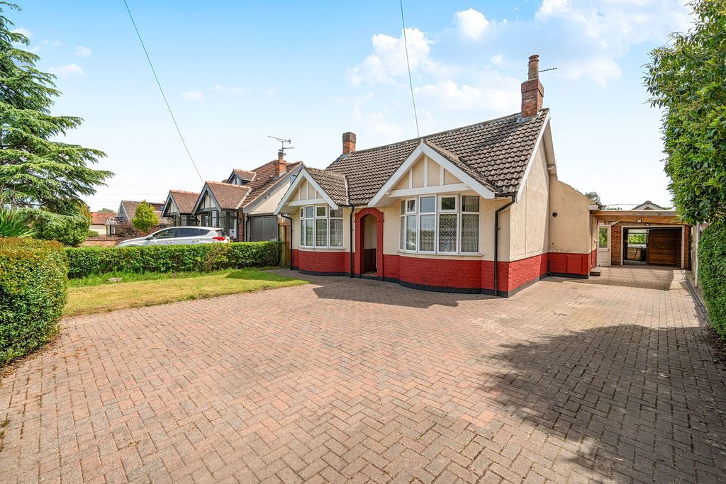 Property photo 1 of 16