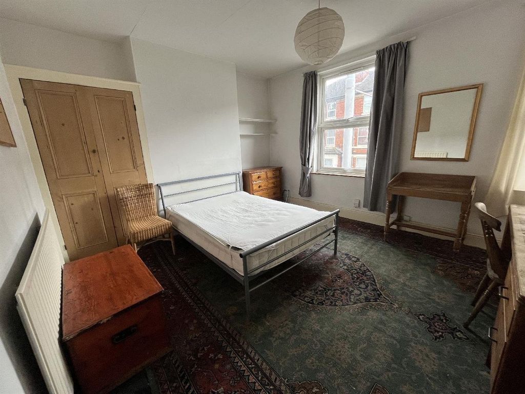 Property photo 3 of 10 Picture No. 02