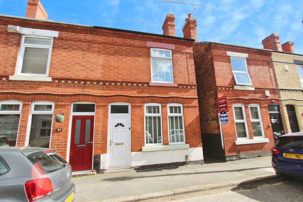 Property photo 1 of 23