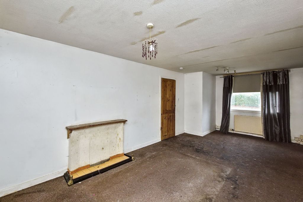 Property photo 3 of 16 Property Image 3