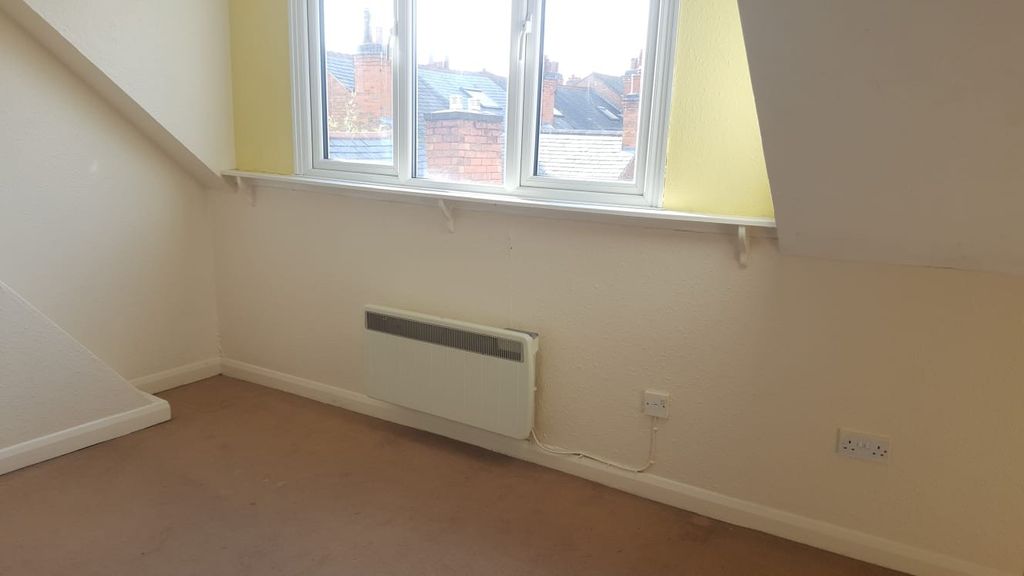 Property photo 2 of 3