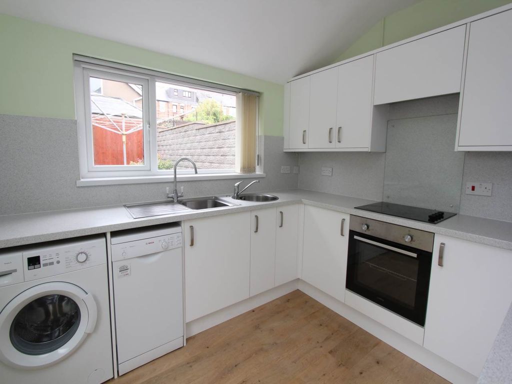 Additional image 9 of 3 bed property to rentWoodlands Road, Barry, Vale Of Glamorgan CF62