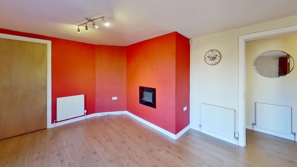 Property photo 2 of 10 Picture No. 36