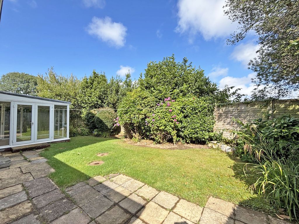 Property photo 3 of 11 Photo 3