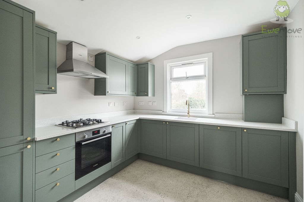 Property photo 3 of 16 84B-Durham-Road-6