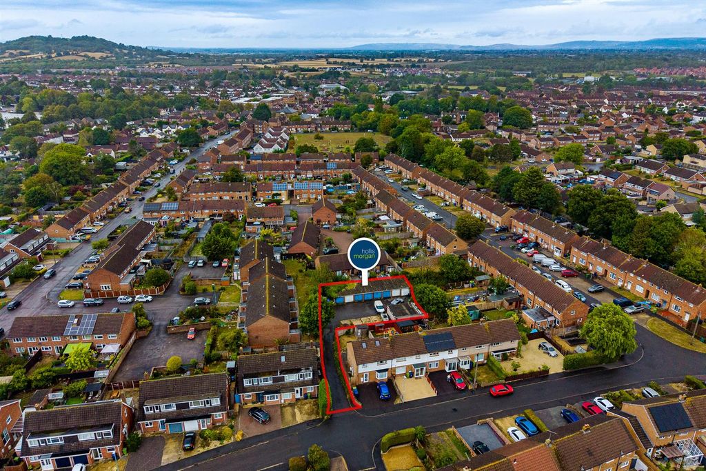 Property photo 1 of 14 Green Gardens Garage Site, Green Gardens Brockwort