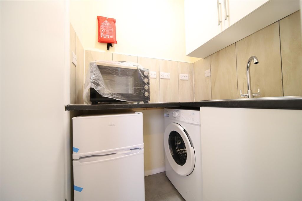 Property photo 3 of 4 Img_1940.Jpg