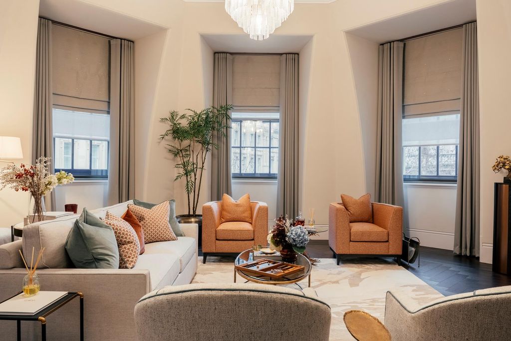 Property photo 3 of 22 Image