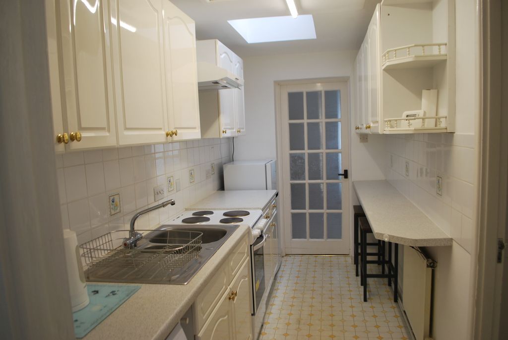 Property photo 2 of 4