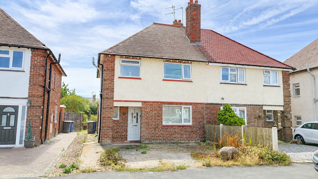 Property photo 1 of 12