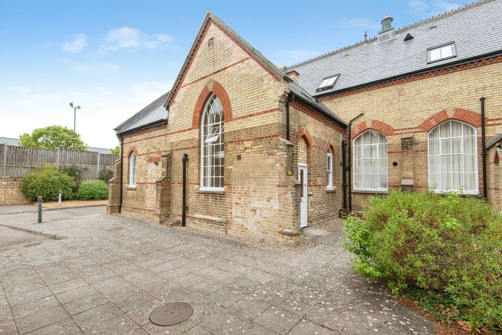 Property photo 1 of 11 Pbox-Img.Jpg