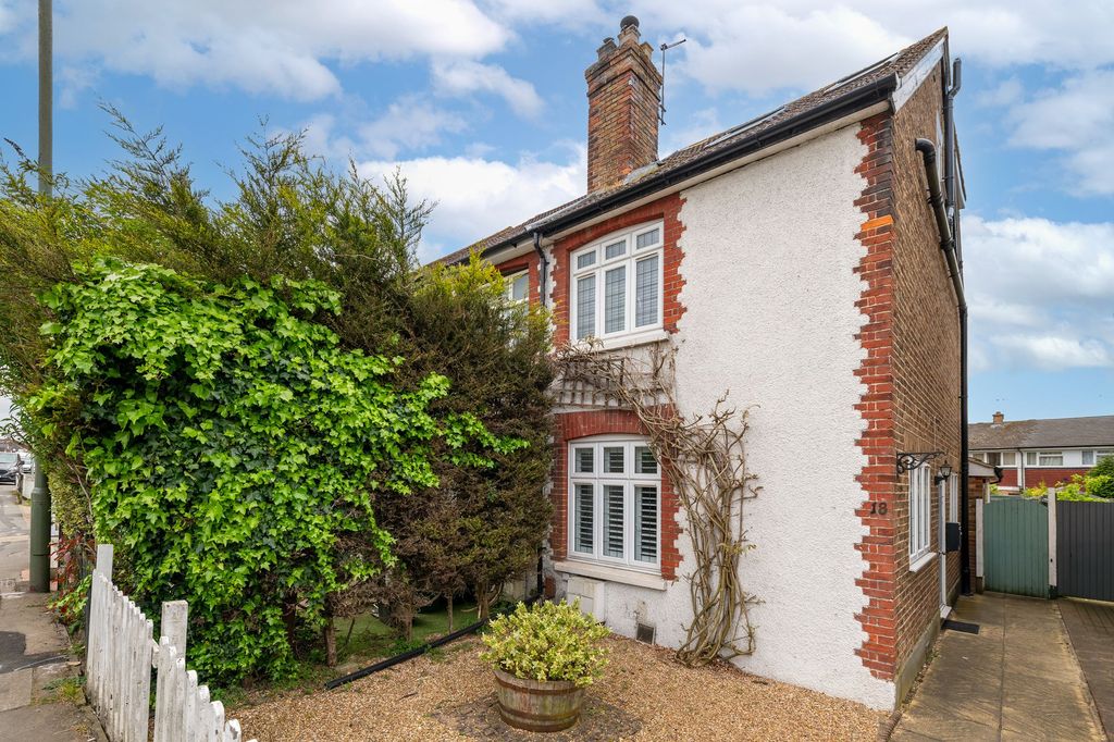 Property photo 1 of 21