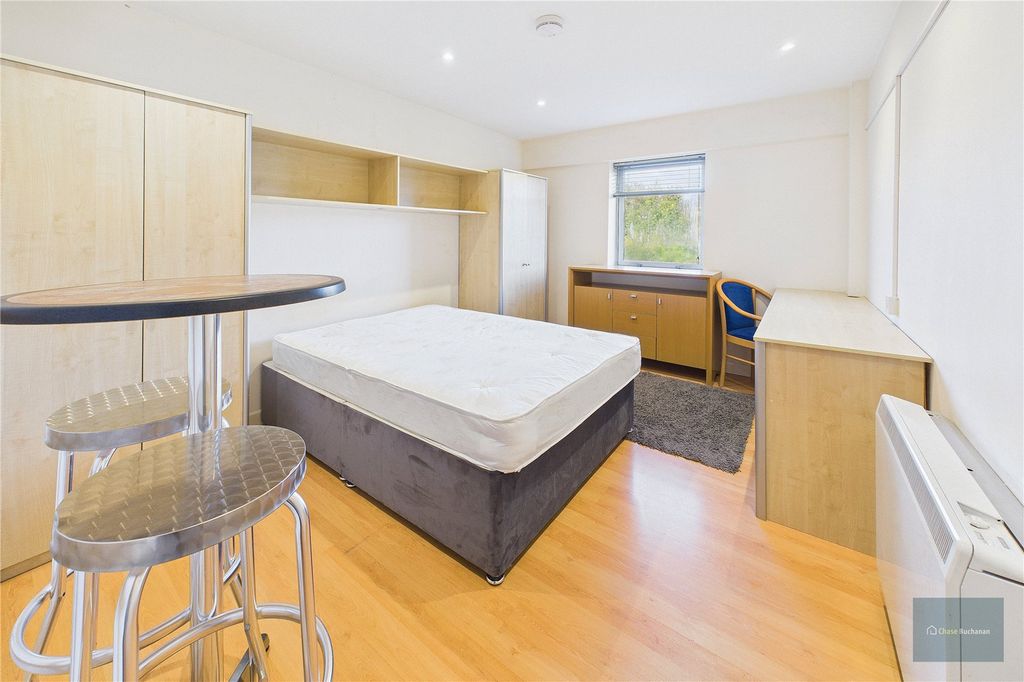 Property photo 1 of 4 Picture No. 05