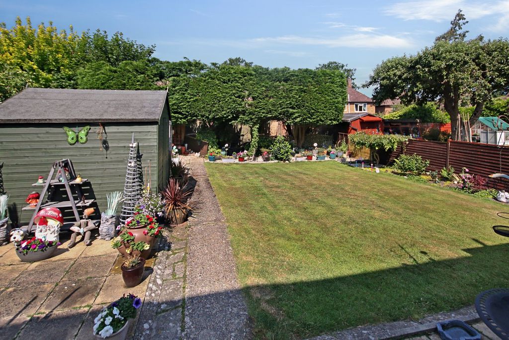 Property photo 2 of 14