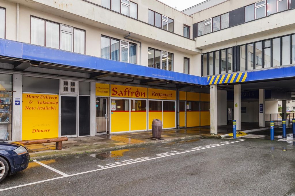 Property photo 1 of 19 22-25_Stpaulssq-17.Jpg