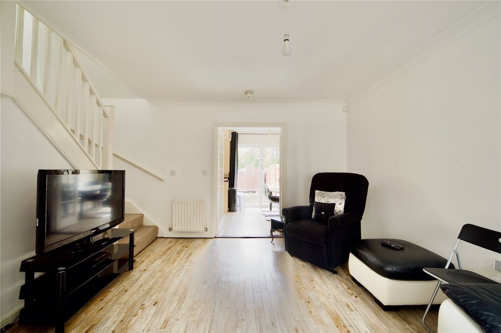 Property photo 3 of 23 Picture No. 06