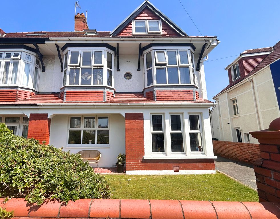Property photo 2 of 38