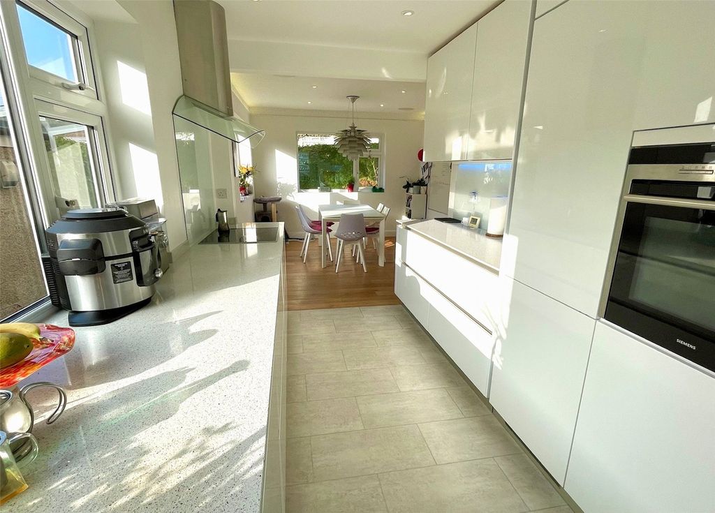 Property photo 3 of 23 Kitchen Diner