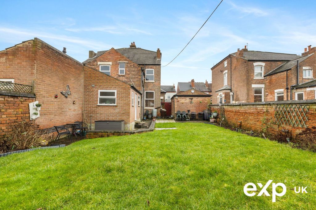 Property photo 3 of 30