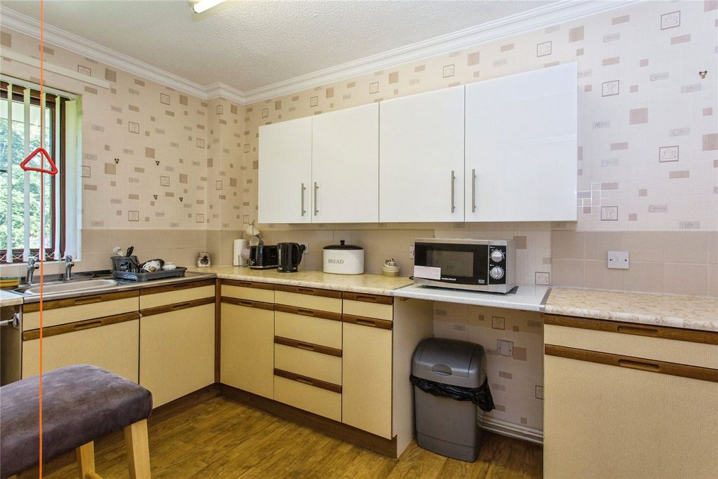 Property photo 2 of 18 Picture No. 19