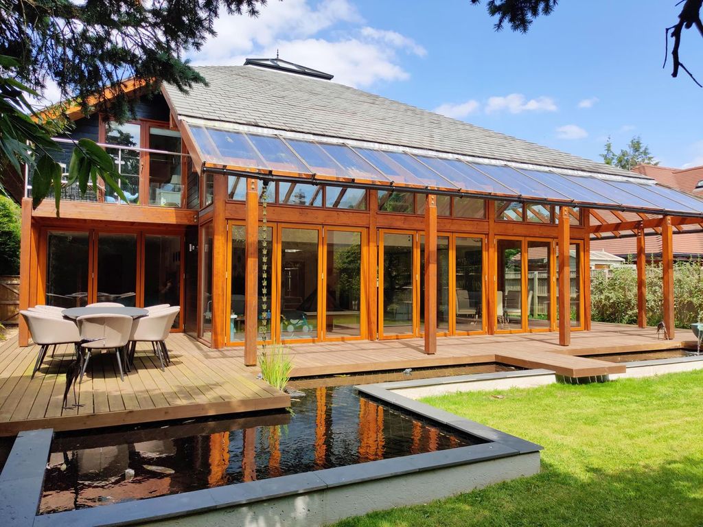 Property photo 1 of 21