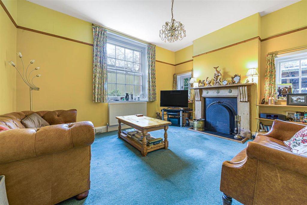 Property photo 3 of 17 964860  (2).Jpg