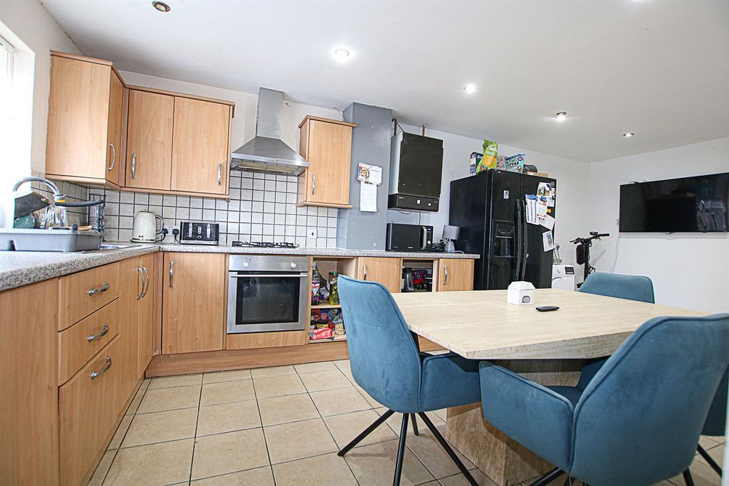 Property photo 3 of 9 Img_3981.Jpg