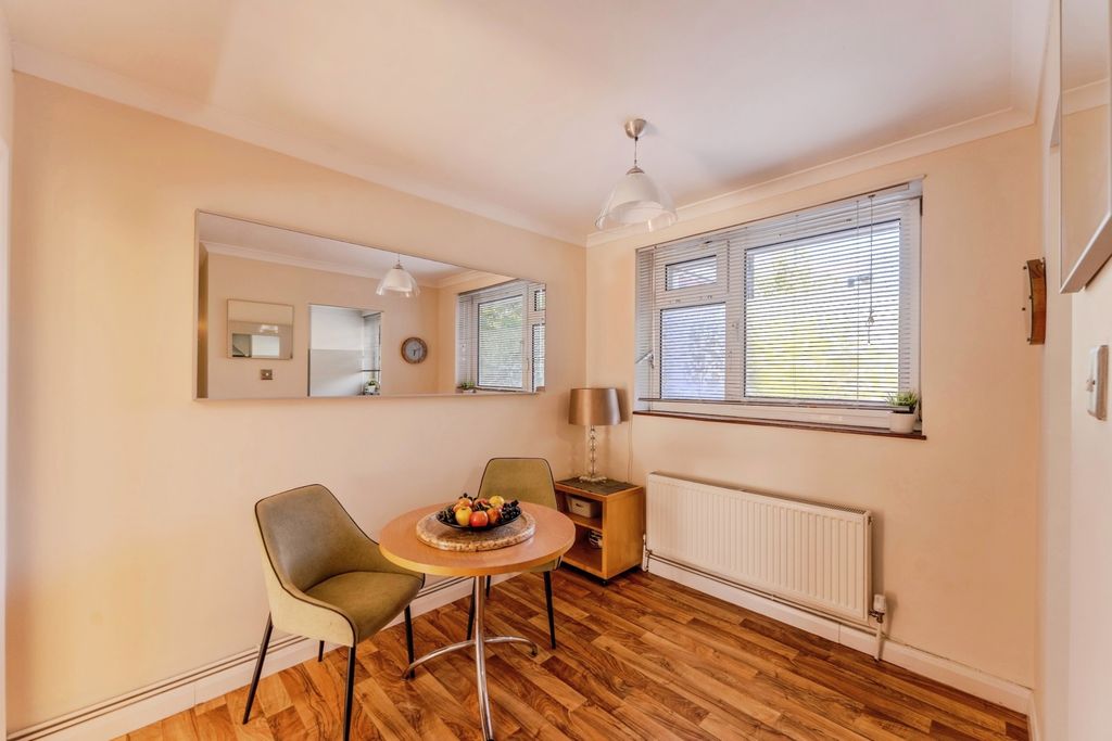 Property photo 3 of 14 Pbox-Img.Jpg