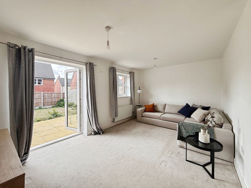 Property photo 2 of 20 Pbox-Img.Jpg