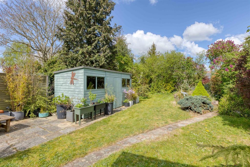 Property photo 3 of 24 Rear Garden