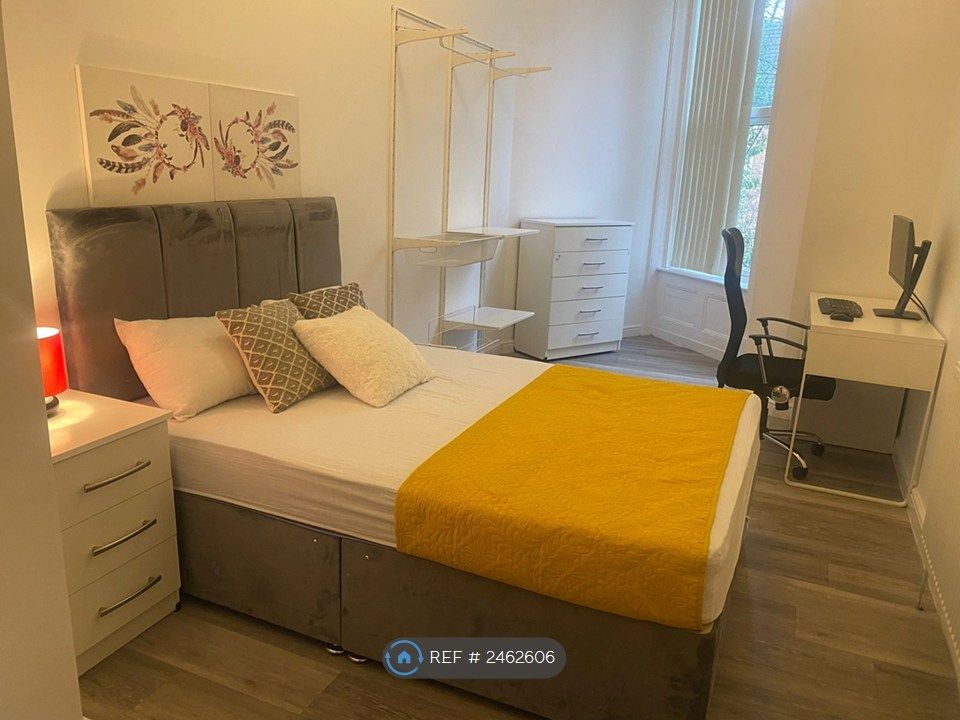 Property photo 2 of 17 Bedroom 2