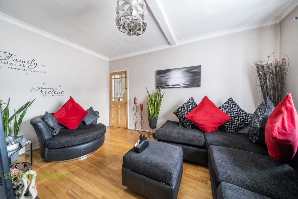 Property photo 3 of 14 66Fd941d-0Bf1-498...