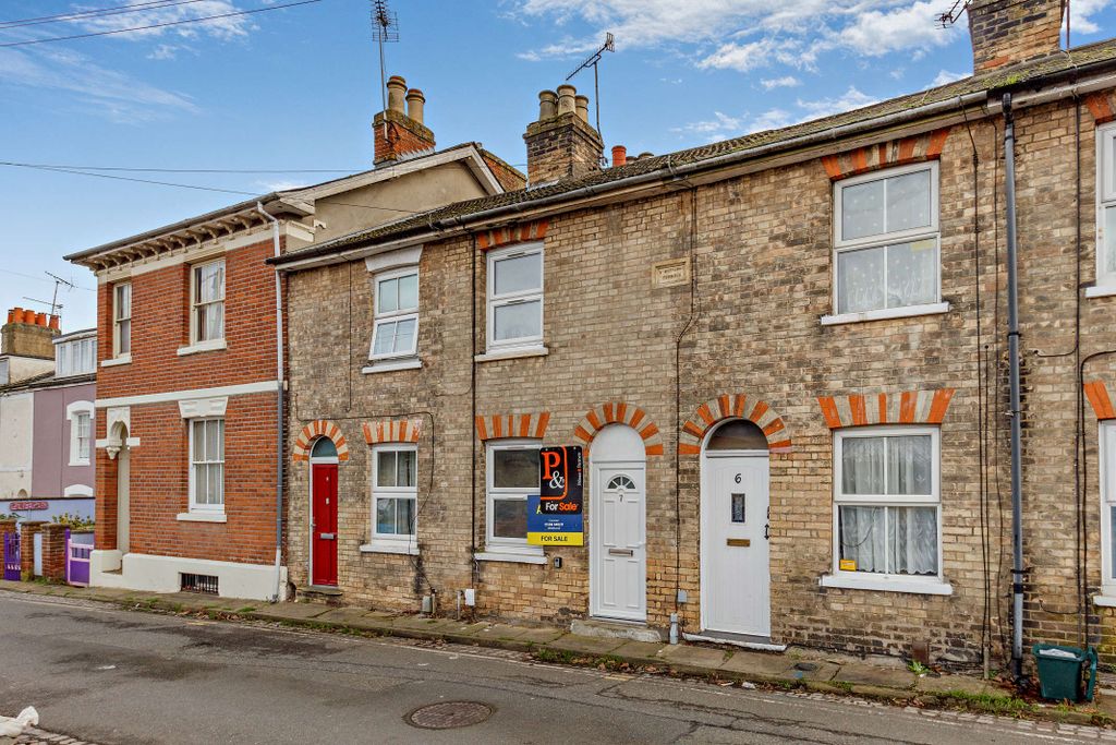 Property photo 1 of 18