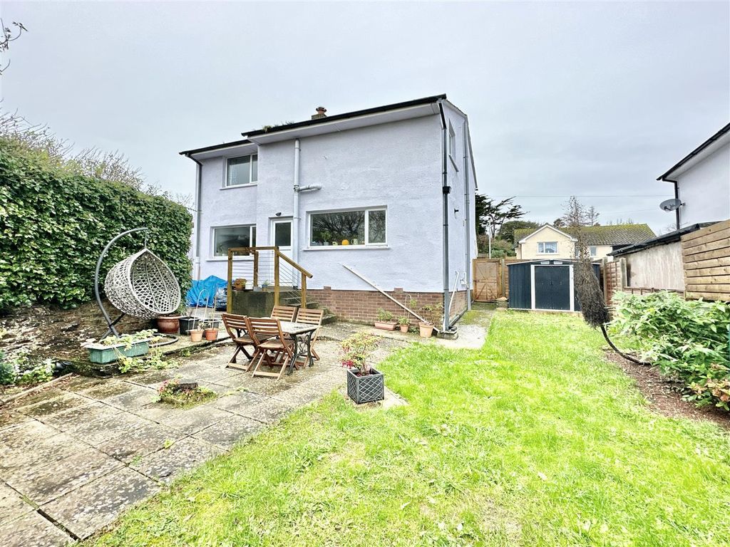 Property photo 3 of 19 Rear Right.Jpg