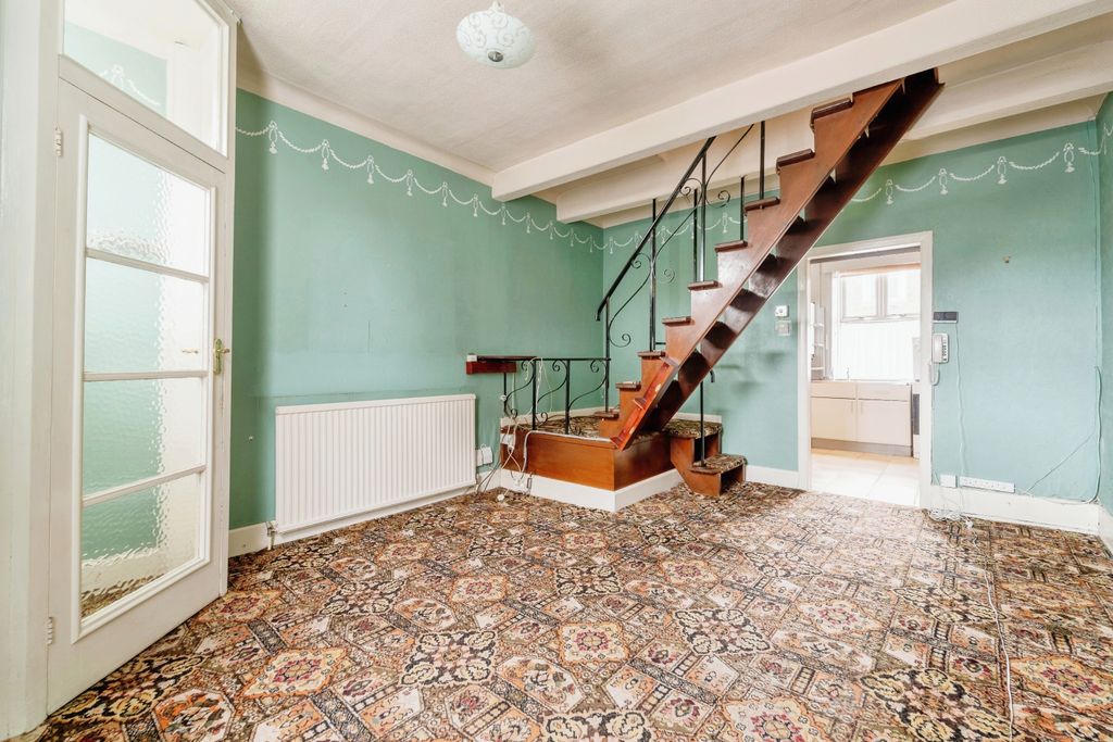 Property photo 3 of 15 Photography