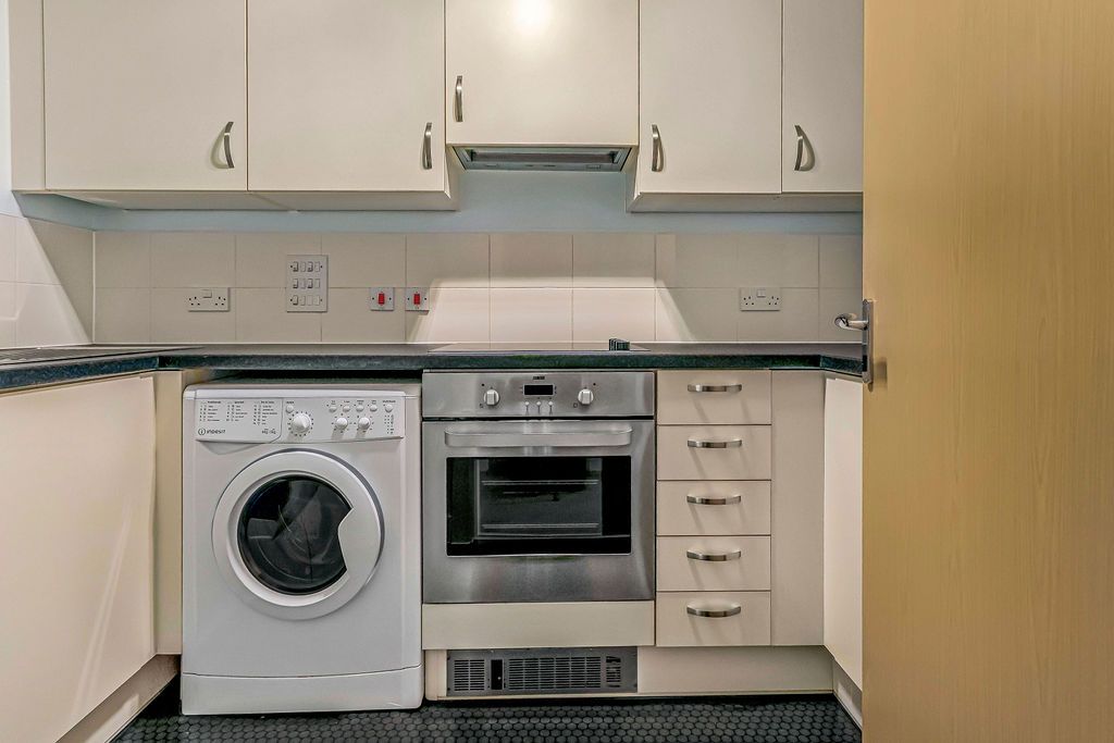 Property photo 2 of 13 333A0627