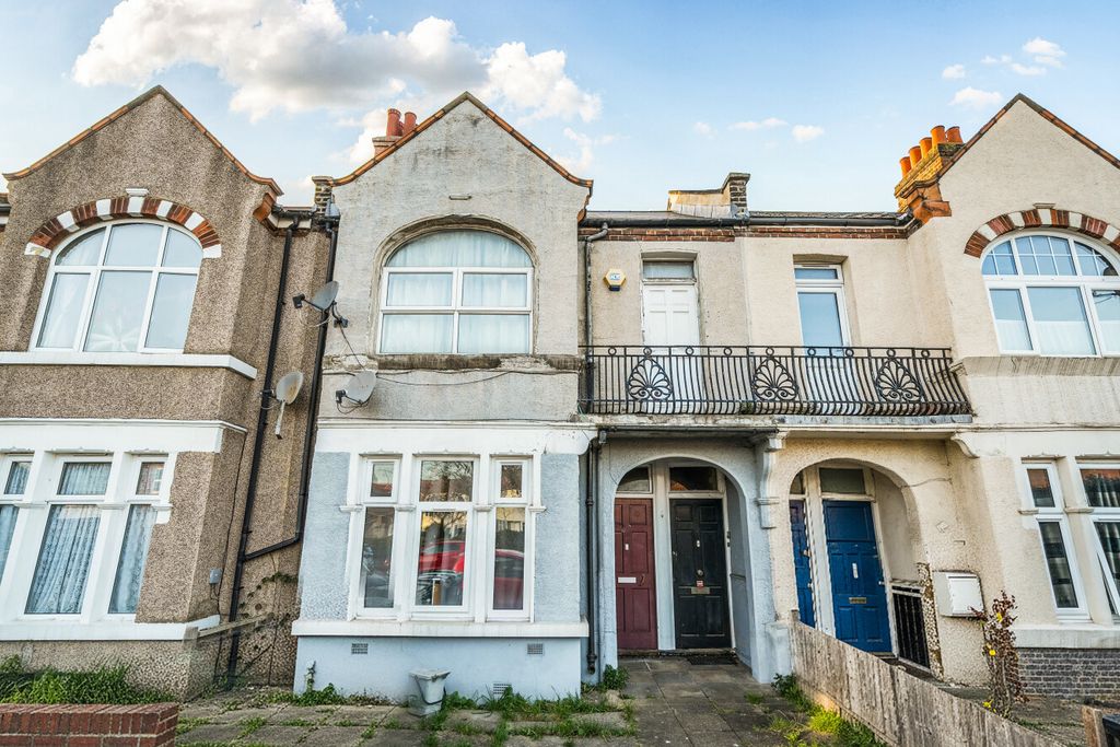 Property photo 1 of 1 1418891-3-699F270...