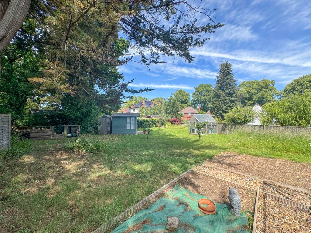 Property photo 3 of 14