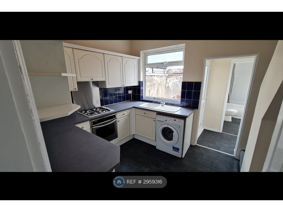 Property photo 3 of 8