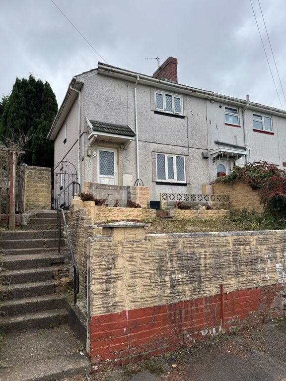 Property photo 2 of 20